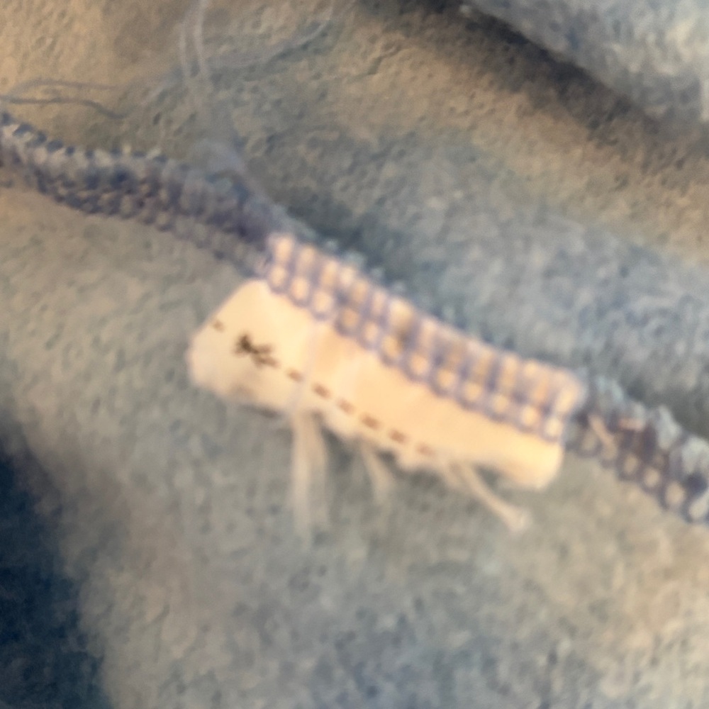 Disney NWOT Blue Tie-Dye Walt Disney Pictures Crewneck Sweatshirt-Firm price - Picture 5 of 5